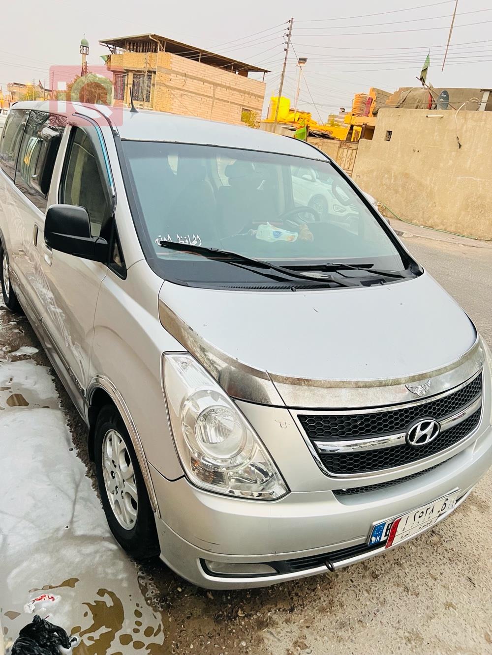 Hyundai Starex